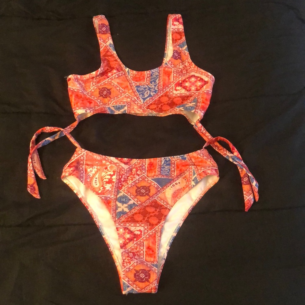Womens SHEIN Tie-Side One Piece Bikini